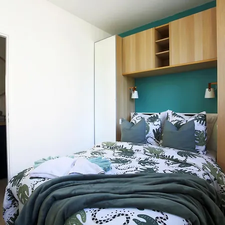 Apartmán Centre Coin Nuit Terrasse + Parking *